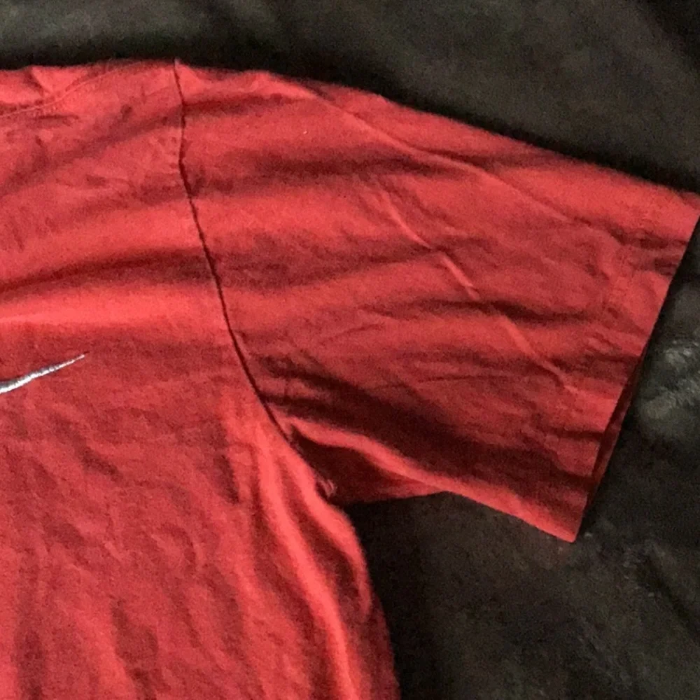Nike Y2K Swish Red Tee Cotton Size M